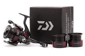 KOŁOWROTEK DAIWA TOURNAMENT QD 3010 DH