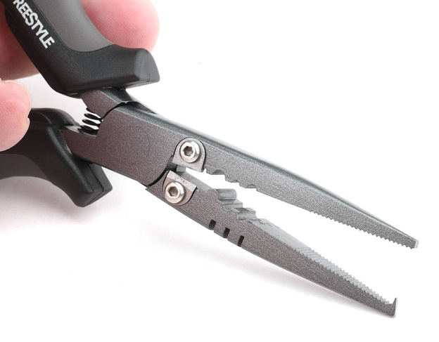 SZCZYPCE SPRO FREESTYLE PLIER 18cm