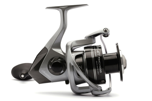 KOŁOWROTEK OKUMA TOMCAT TMC 16000