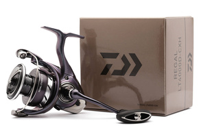 KOŁOWROTEK DAIWA 24 REGAL LT 3000D-CXH