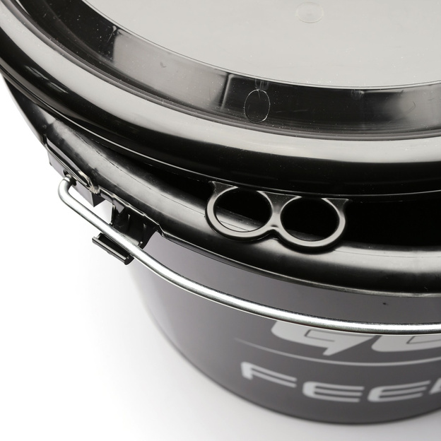 WIADRO Z POKRYWKĄ GENLOG FEEDER TEAM 18l