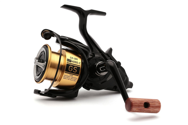 KOŁOWROTEK Z WOLNYM BIEGIEM DAIWA GS BR LT 4000-C