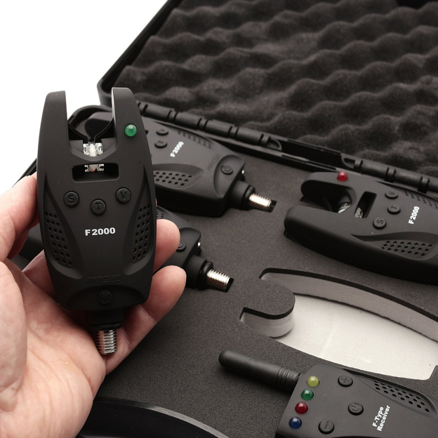 ZESTAW SYGNALIZATORÓW CORMORAN PRO CARP F-2000 4+1