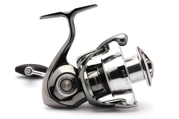 KOŁOWROTEK DAIWA EXIST PC LT 4000D