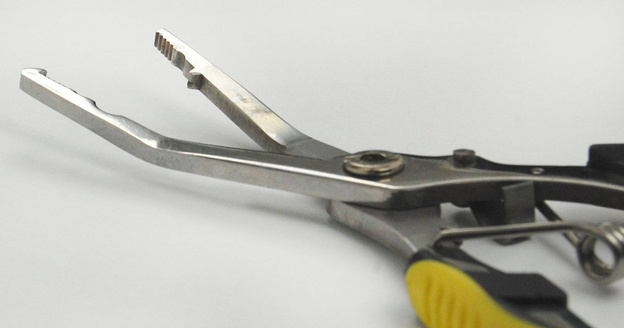 ZAGIĘTE SZCZYPCE SPRO DO CIĘCIA PLECIONKI 16cm