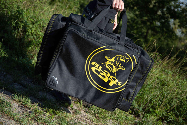 TORBA WĘDKARSKA BLACK CAT BLCK LARGE 76x48x48 cm
