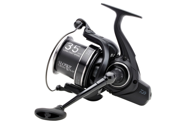 KOŁOWROTEK DAIWA 23 EMBLEM 35 SCW QD