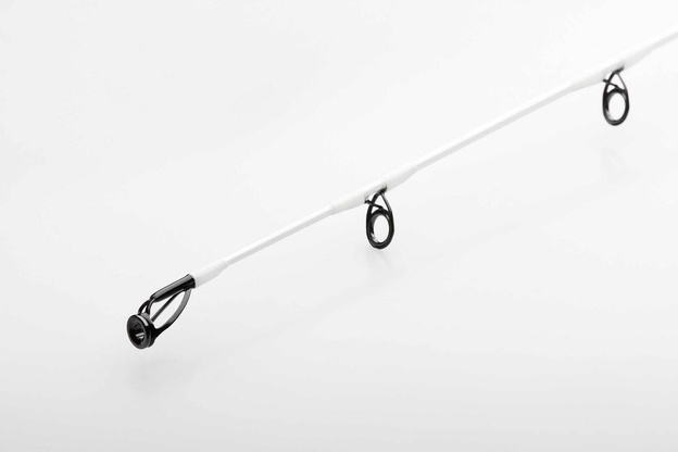 WĘDKA MADCAT WHITE LIGHT SPIN 210/50-110g