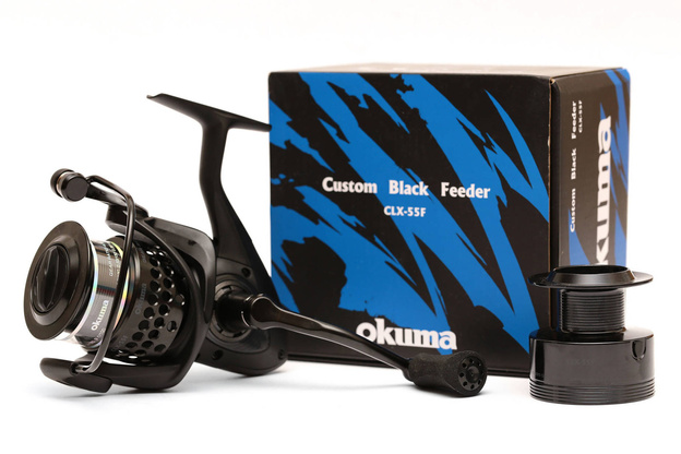 KOŁOWROTEK OKUMA CUSTOM BLACK FEEDER CLX-55F
