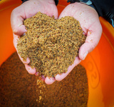 ZANĘTA SONUBAITS SUPER CRUSH CHUNKY FISH 2000g