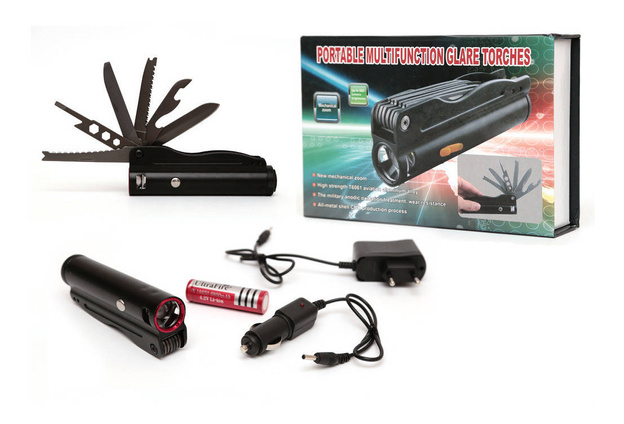 LATARKA Z NIEZBĘDNIKIEM