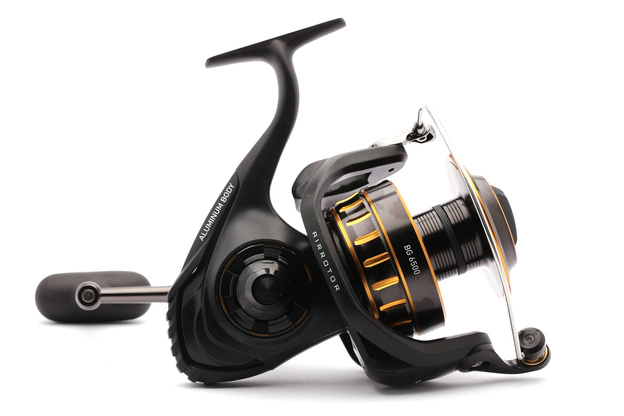 KOŁOWROTEK DAIWA BG 6500
