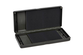 PIÓRNIK NA PRZYPONY FOX EDGES MEDIUM RIG BOX 27x13x3,5cm