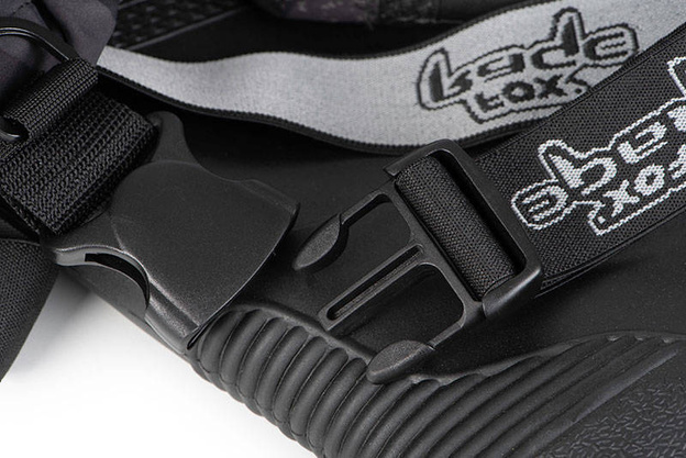 ODDYCHAJĄCE SPODNIOBUTY FOX RAGE CAMO