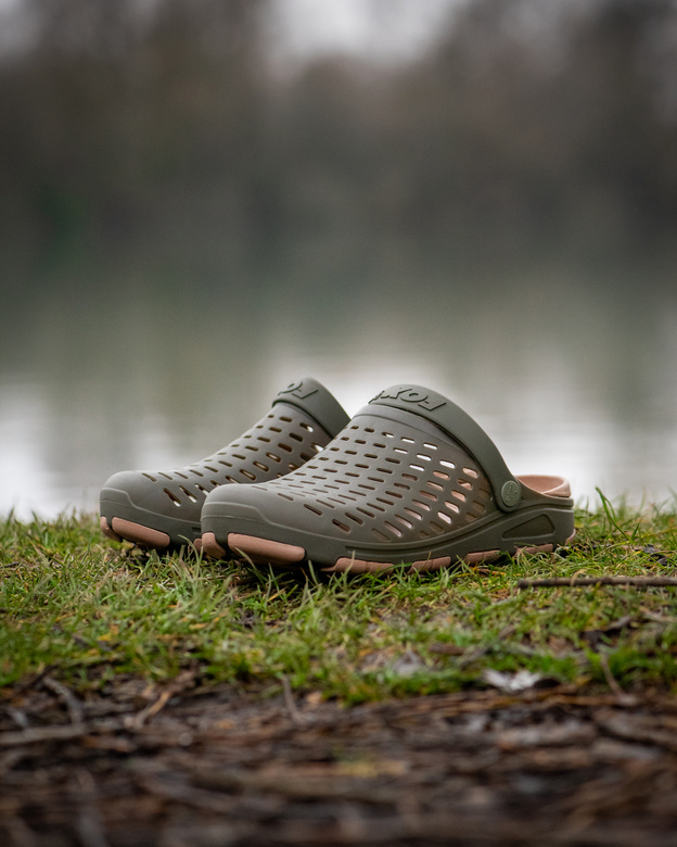 KLAPKI FOX KHAKI CLOGS