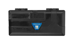 PUDEŁKO NA PRZYPONY PRESTON MAG STORE Z DRABINKAMI 15cm