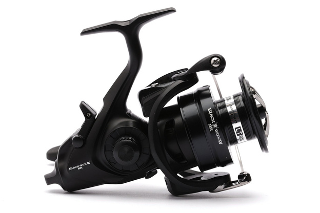 KOŁOWROTEK DAIWA BLACK WIDOW BR LT 5000-C