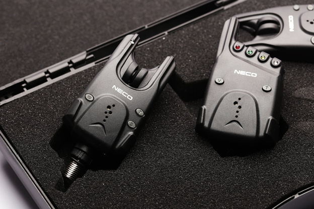 ZESTAW SYGNALIZATORÓW Z CENTRALKĄ NECO C102 2+1