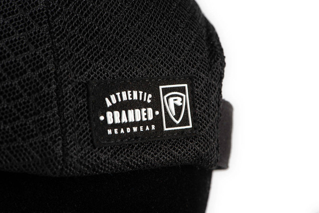 CZAPKA Z DASZKIEM FOX RAGE SHIELD TRUCKER