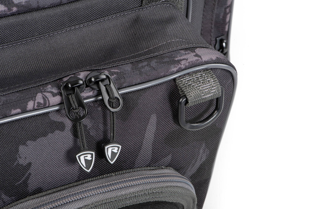 TORBA WĘDKARSKA FOX RAGE CAMO VOYAGER 39x29x28 cm