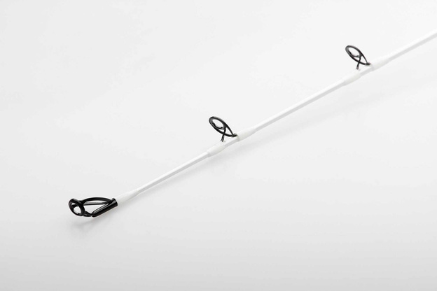 WĘDKA MADCAT WHITE BAITCAST 220/50-110g