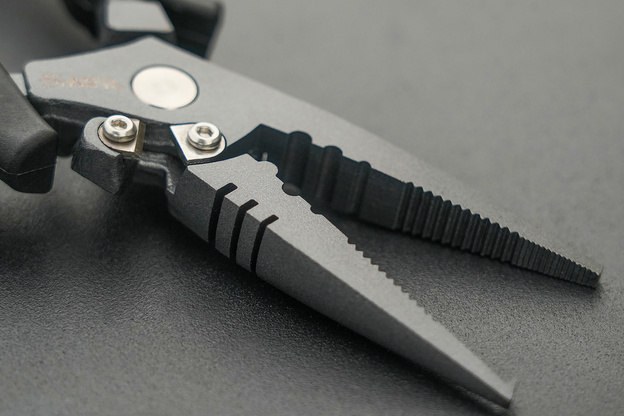 SZCZYPCE Z ROZWIERACZEM KÓŁEK ŁĄCZNIKOWYCH BLACK CAT 18cm