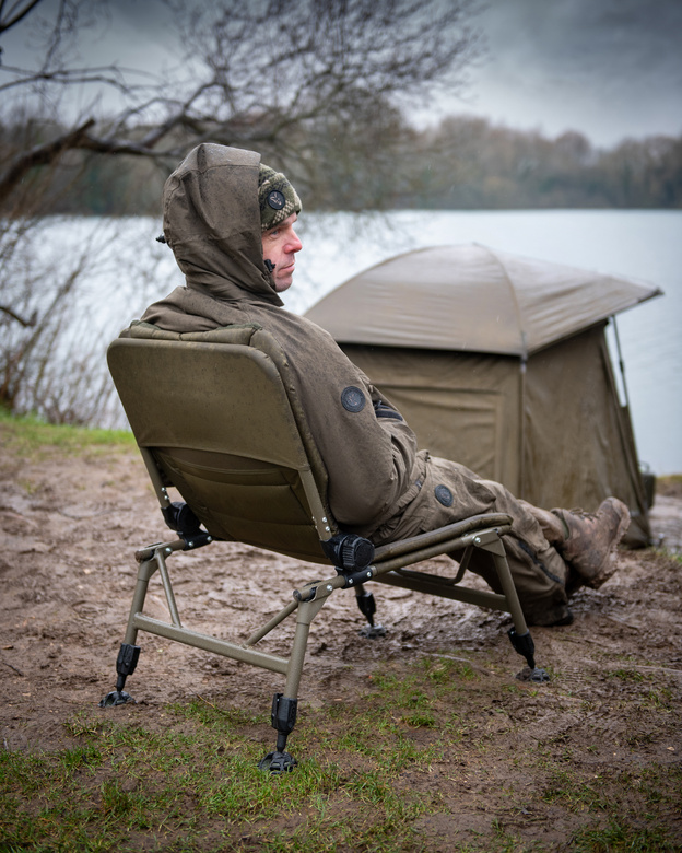 FOTEL KARPIOWY FOX VOYAGER COMPACT RECLINER