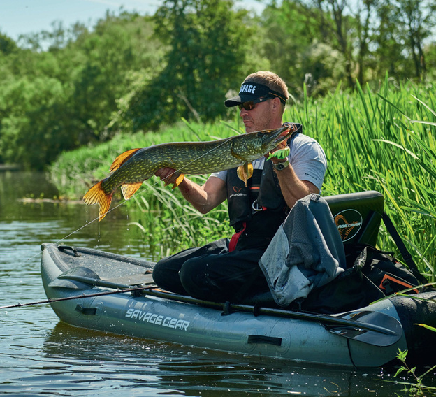 KAJAK HIGHRIDER - SAVAGE GEAR