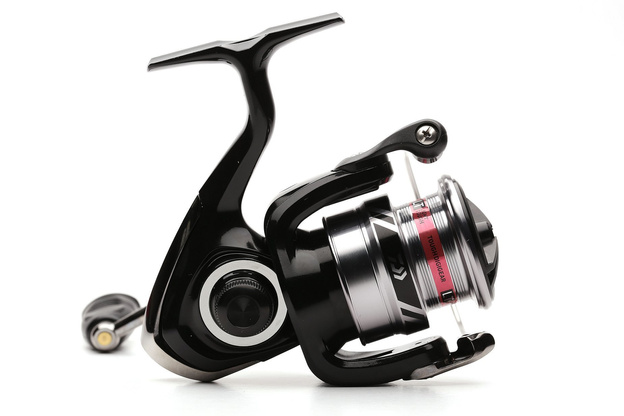 KOŁOWROTEK DAIWA RX LT 2500