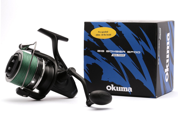 KOŁOWROTEK OKUMA BOMBER SPOD BBS 7000s