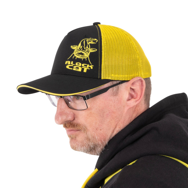 CZAPKA Z DASZKIEM BLACK CAT BLACK AND YELLOW TRUCKER