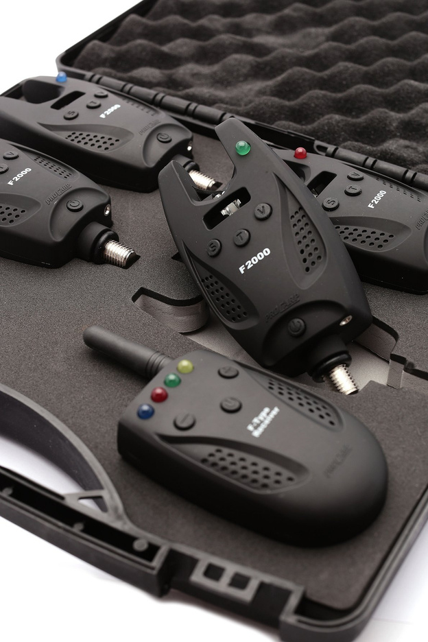 ZESTAW SYGNALIZATORÓW CORMORAN PRO CARP F-2000 4+1