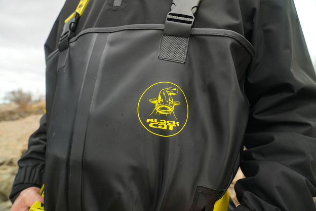 SPODNIOBUTY PVC BLACK CAT BOOTED WADERS