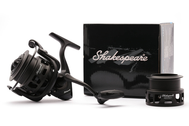 KOŁOWROTEK SHAKESPEARE SUPERTEAM FRX 4500