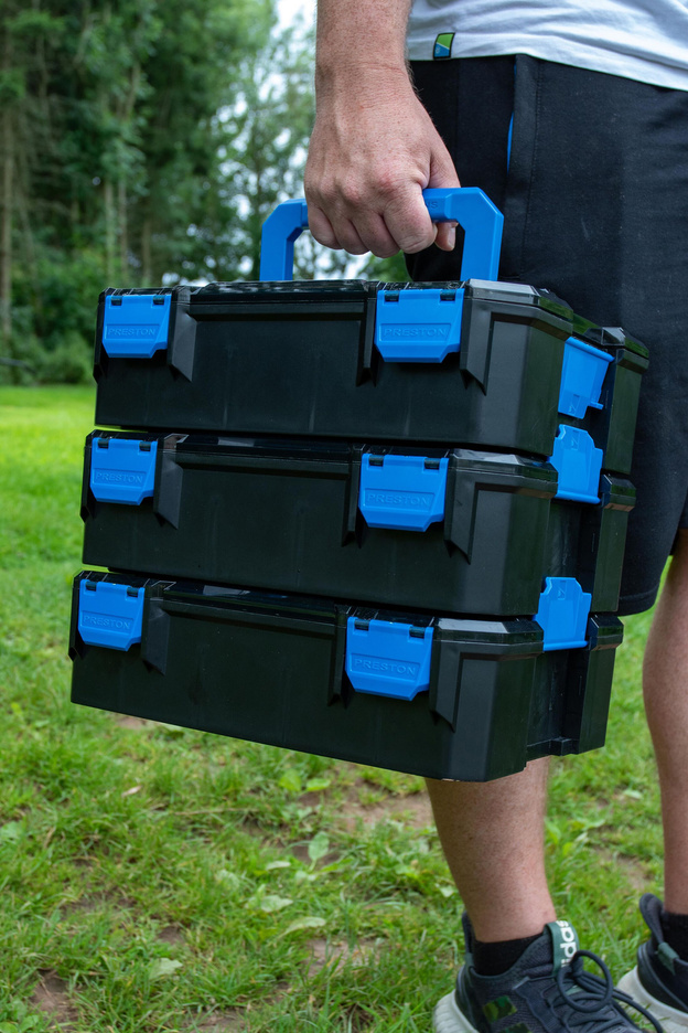 PUDEŁKO PRESTON HARDCASE FEEDER SYSTEM 35x27x10 cm