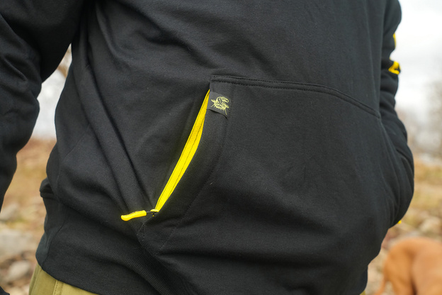 BLUZA Z KAPTUREM BLACK CAT BLACK HOODY