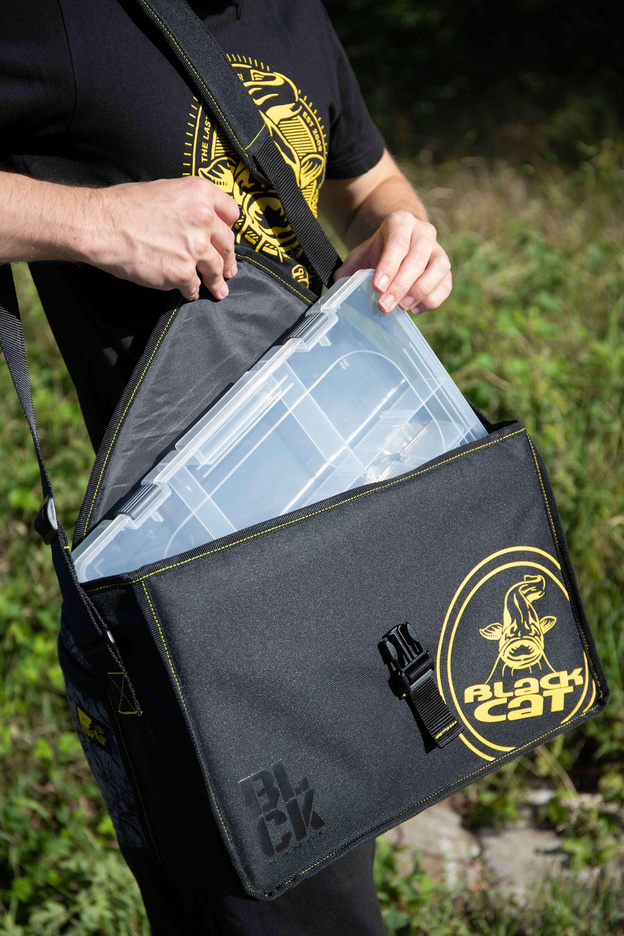 TORBA WĘDKARSKA BLACK CAT BLCK LURE CARRIER 36x22,5x4,5cm