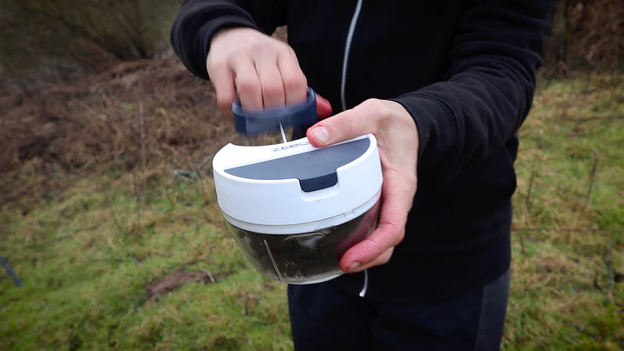 KRUSZARKA DO KULEK/PELLETU I PRZYNĘT NATURALNYCH ZEBCO TROPHY