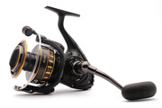 KOŁOWROTEK DAIWA BG 5000