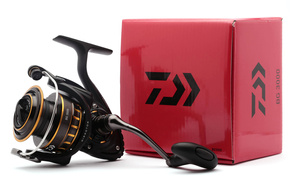 KOŁOWROTEK DAIWA BG 2500