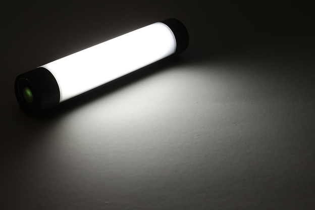 LATARKA Z FUNKCJĄ POWER BANKU ANACONDA SA 5000