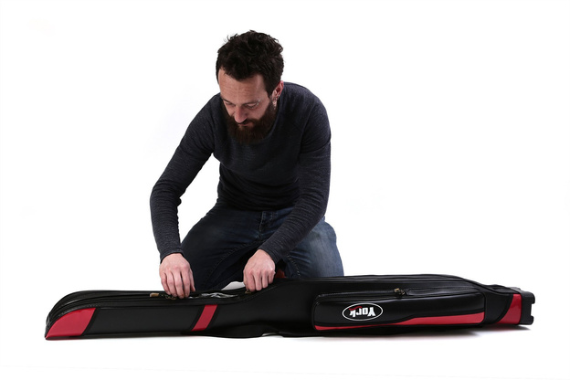 SZTYWNY POKROWIEC BLACK/RED II KOMORY 145cm - YORK