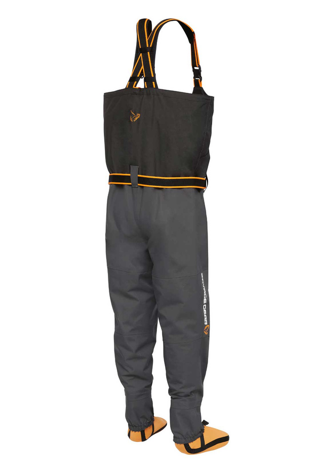 SPODNIOBUTY ZE SKARPETAMI SAVAGE GEAR SG8 CHEST