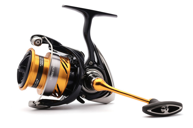 KOŁOWROTEK DAIWA 23 REVROS LT 4000-C