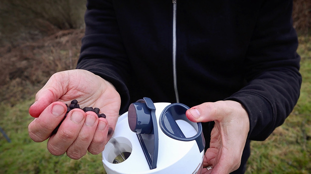 KRUSZARKA DO KULEK/PELLETU I PRZYNĘT NATURALNYCH ZEBCO TROPHY