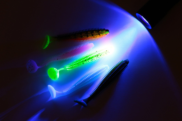 ZESTAW GUM FOX RAGE SPIKEY SHADS UV MIXED 12cm