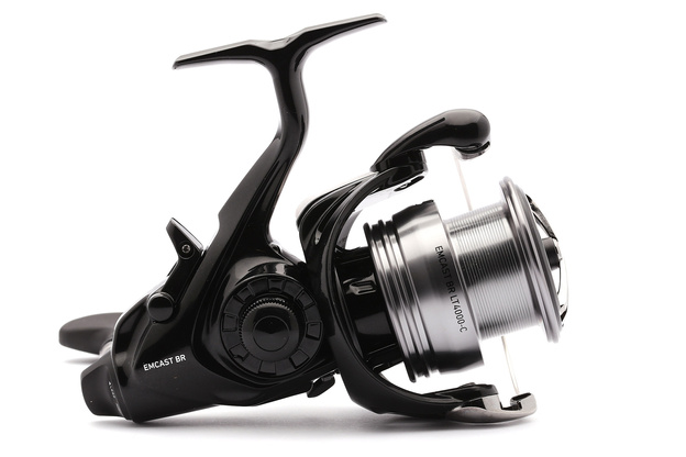 KOŁOWROTEK DAIWA 24 EMCAST BR LT 4000-C