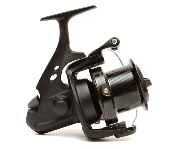 KOŁOWROTEK OKUMA CUSTOM BLACK CB-60