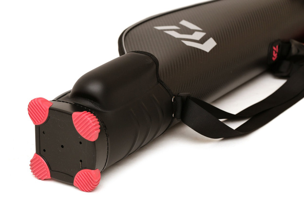 SZTYWNY POKROWIEC JEDNOKOMOROWY DAIWA 157cm