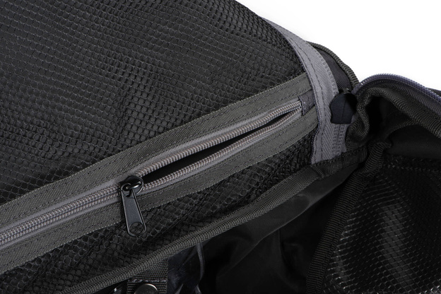 TORBA WĘDKARSKA FOX RAGE CAMO VOYAGER 58x32x28 cm